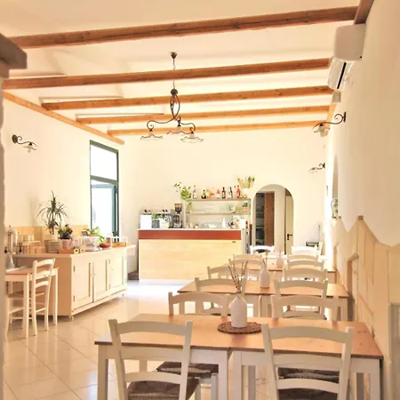 Antares Farm stay